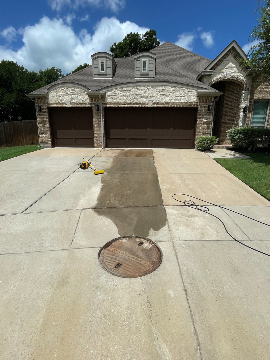 Residential Pressure Washing And Oil Stain Removal In Wylie Tx Thumbnail
