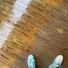 Wrap-Around-Porch-And-Wood-Cleaning-In-Mckinney-Tx 4